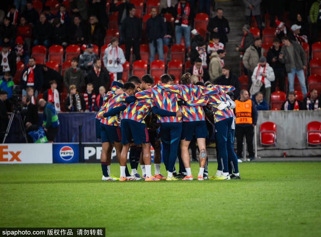 伊普斯维奇 vs 浜特福德
_谁是魔鬼?10连胜仅丢1球的阿森纳伊普斯维奇 vs 浜特福德
,将面对英超4/6/7名+无解拜仁