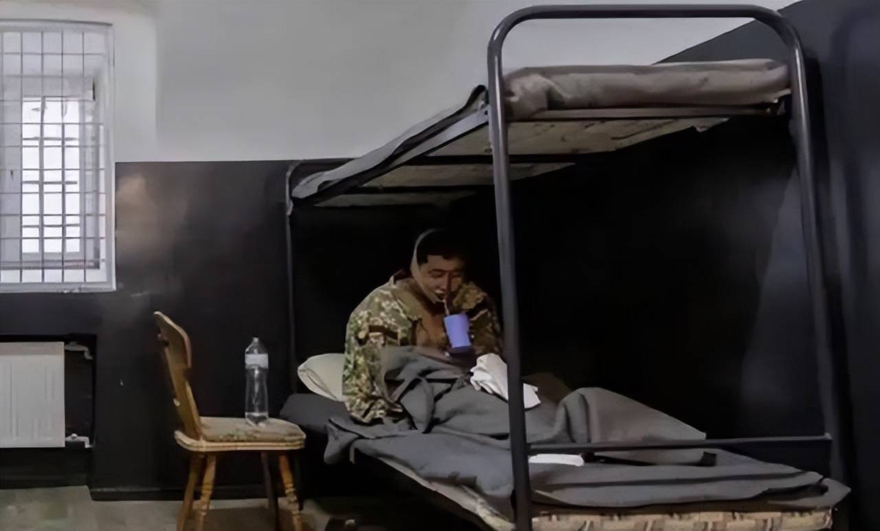 布里斯托城 vs 布莱克本
_投降没有好下场！被俘朝鲜士兵向韩媒哭诉：遭乌看守围殴布里斯托城 vs 布莱克本
，快疯了