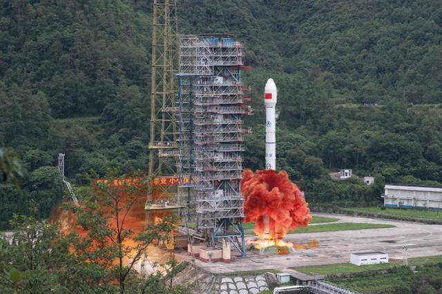 信用网怎么开户_卫星过顶中国西北信用网怎么开户，拍下不寻常一幕，解放军的意思，美军看明白了