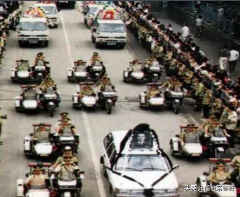 皇冠信用盘如何注册
_无间道?山西警察中队长抢运钞车皇冠信用盘如何注册
,被同事百发子弹乱枪击毙